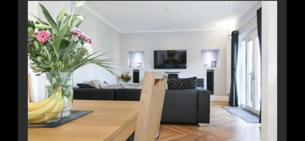 Craigey Beach Home エディンバラ イギリス